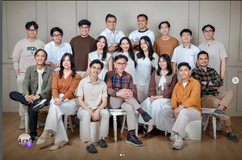 Foto kebersamaan penghuni Asrama Sam Ratulangi Bandung, 29 dari 30
